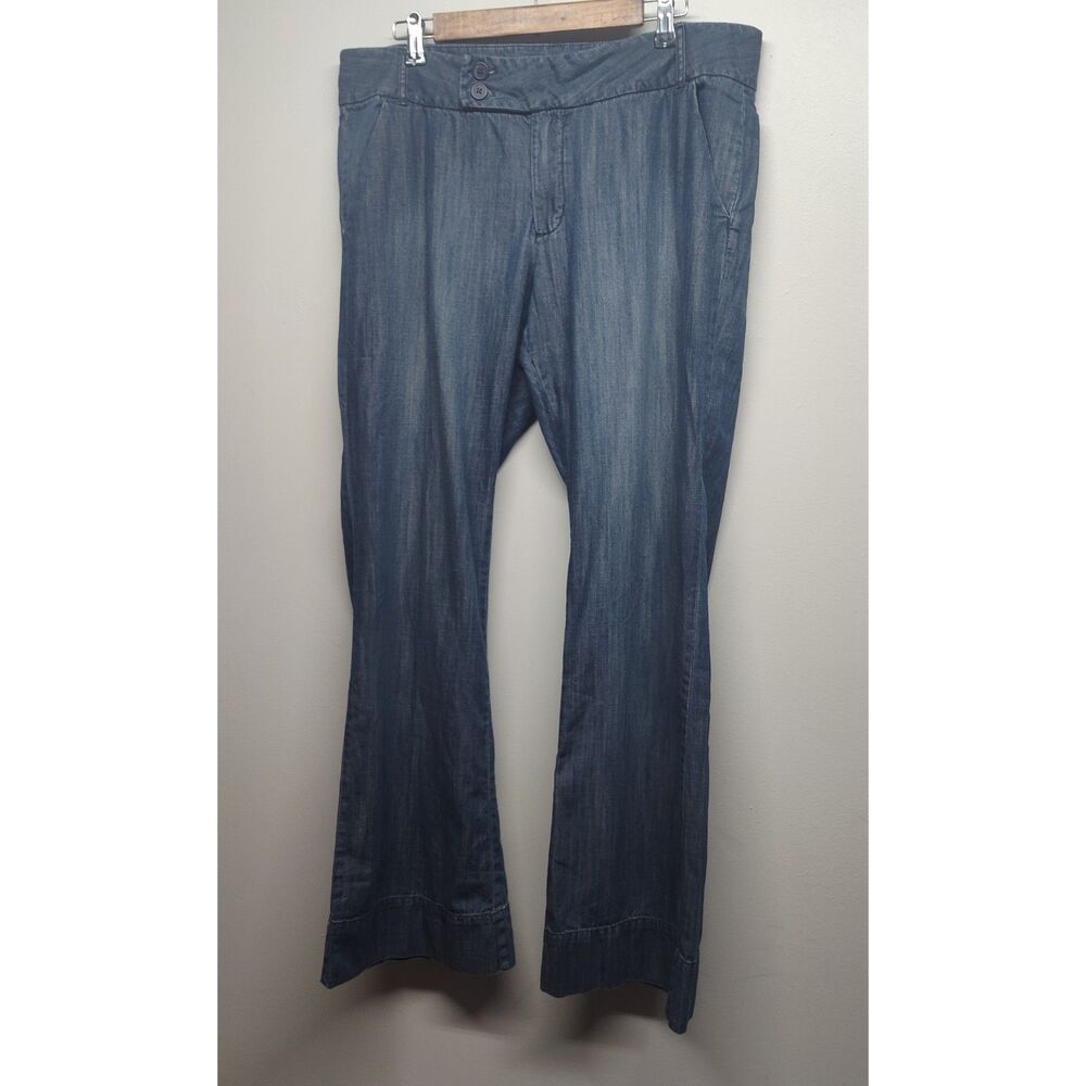 Old Navy Relaxed Jeans Women Size 14 Blue Mid Rise 100% Cotton Casual
